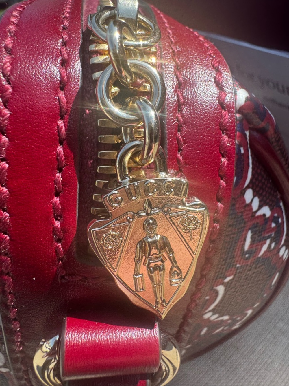 Gucci Maroon GG Supreme Crossbody Bay Full inclusion Ready to 🎁 🫶🏼 - Picture 6 of 10